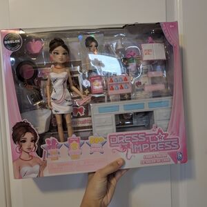 Dress to Impress Fashion Doll Playset
